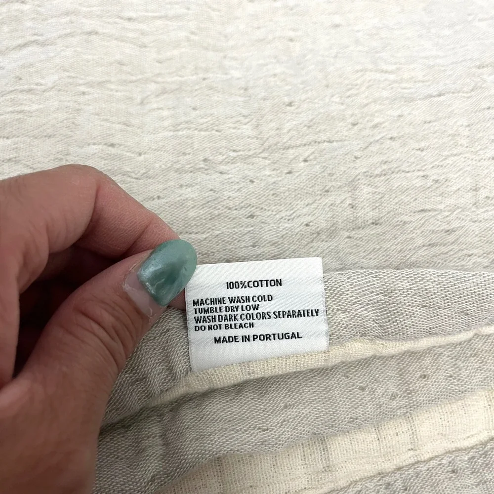Piscatextil Beige 100% Cotton Fringed Textured Throw Blanket in OS